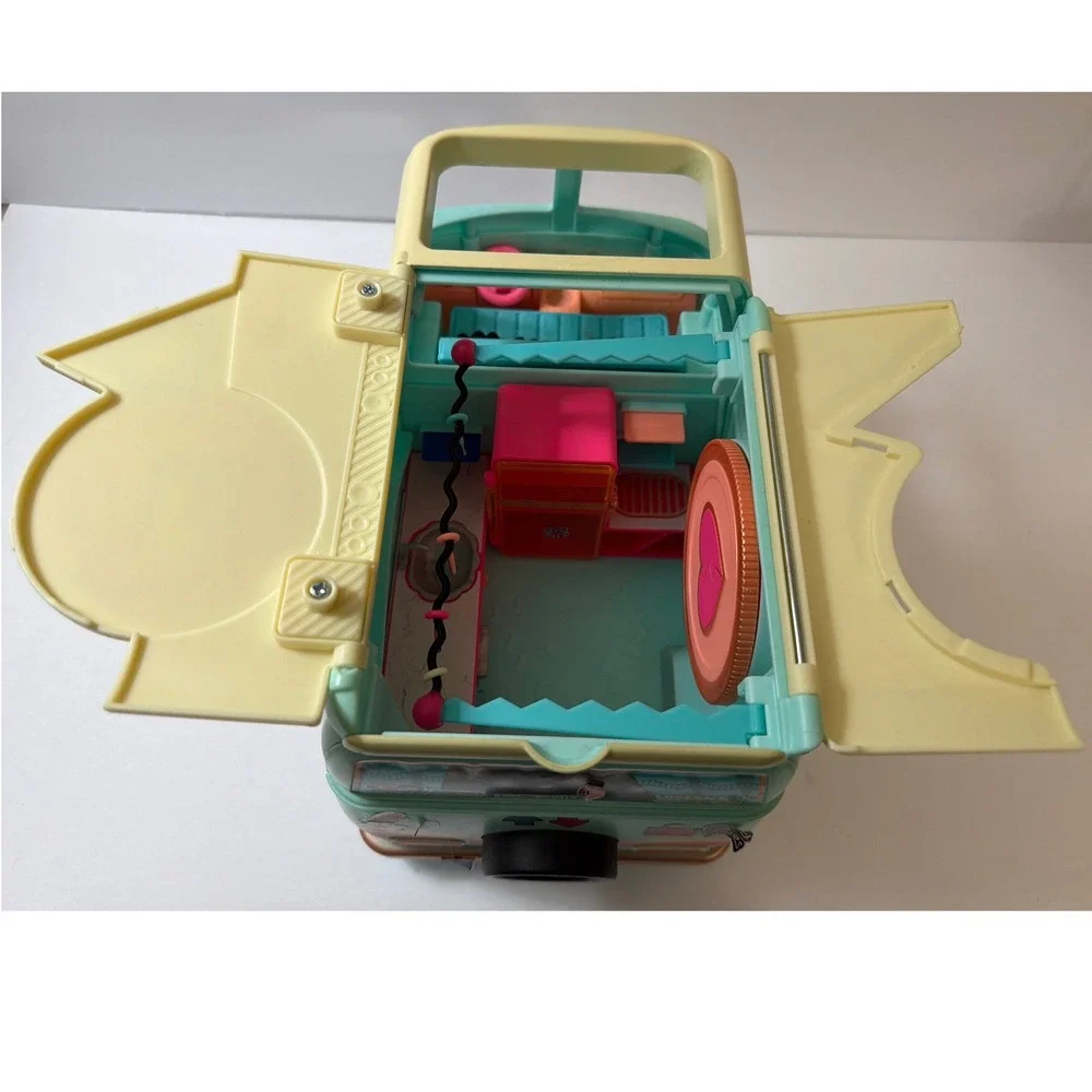 LOL Surprise 2-in-1 Glamper Fashion Camper Blue Pink Transforming Playset MGA